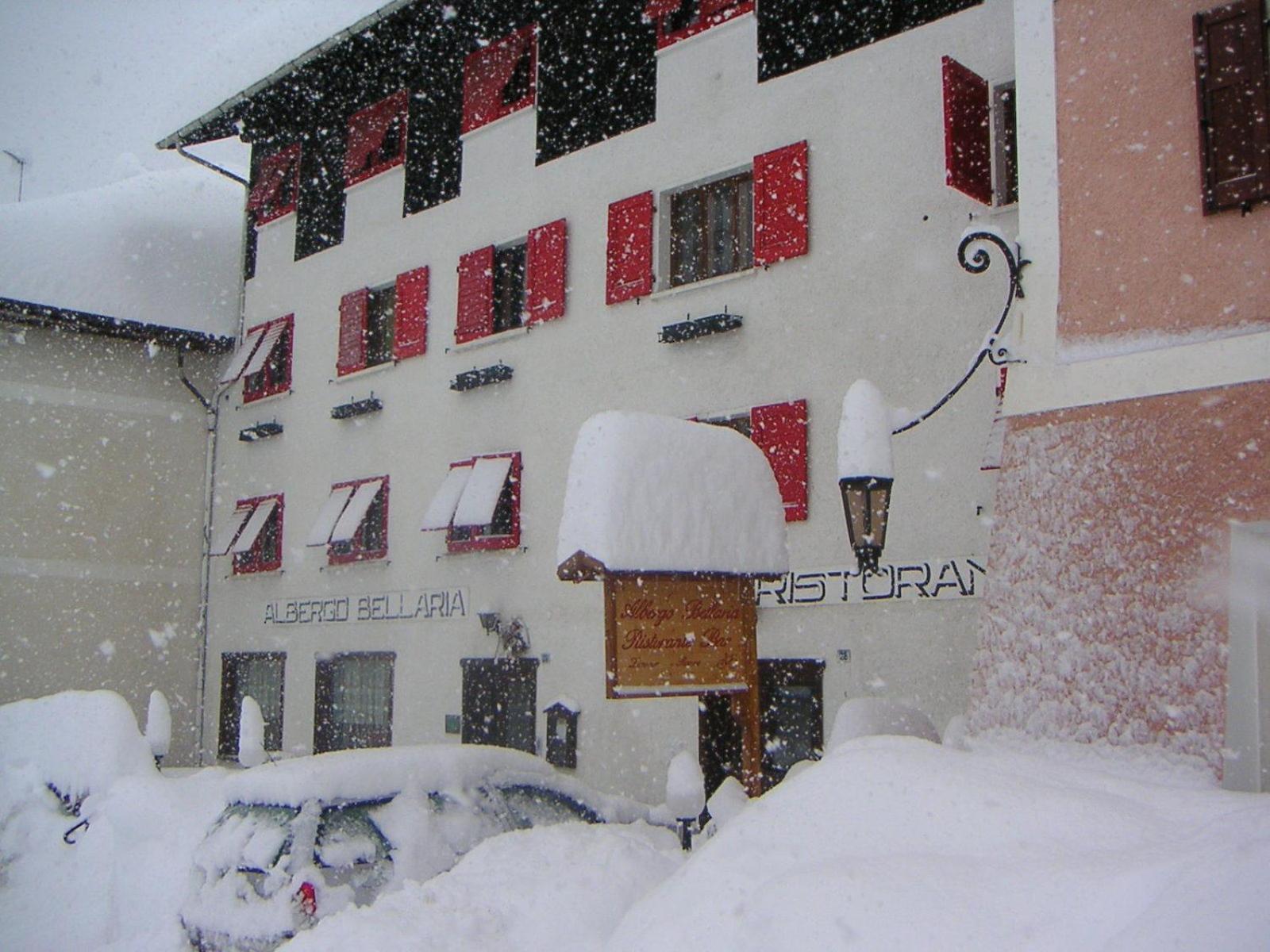 Albergo Bellaria Lavarone Buitenkant foto